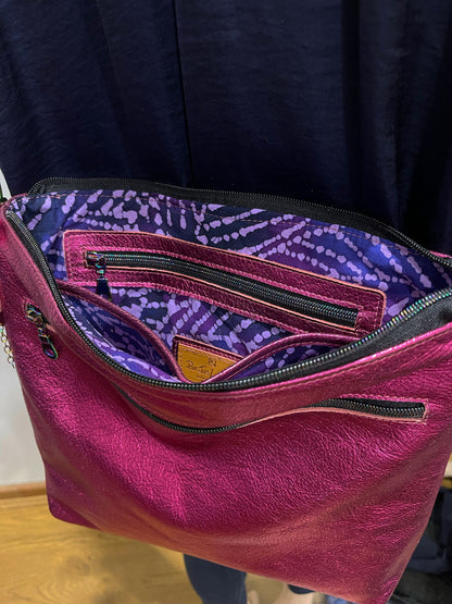 Metallic hot pink crossbody bag