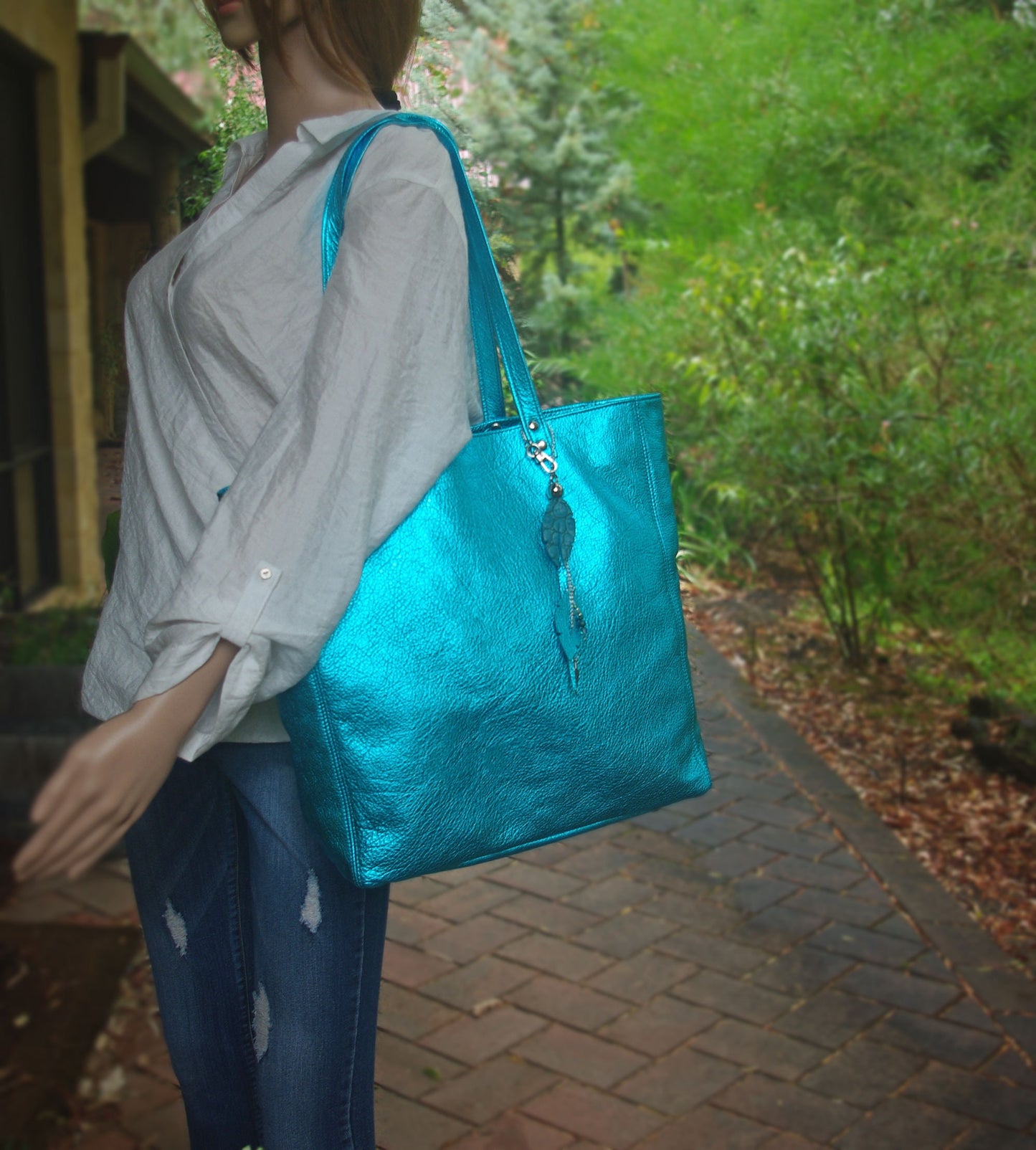 Metallic Turquoise Leather Tote, free leather zipper purse